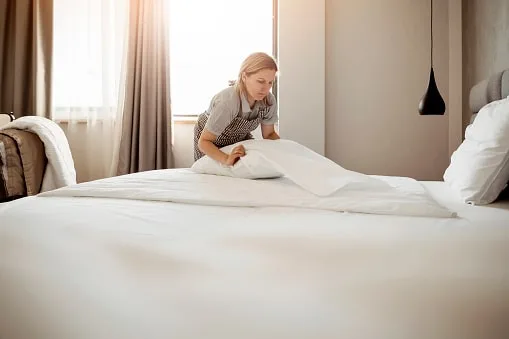 Saluss Medical Hotel Room